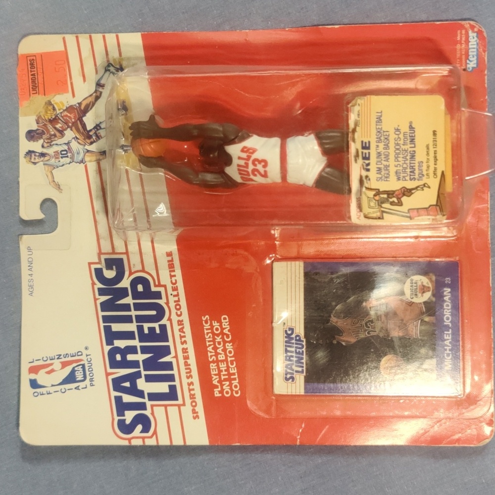 1988 Michael Jordan collectible action figure and Basketball Card!